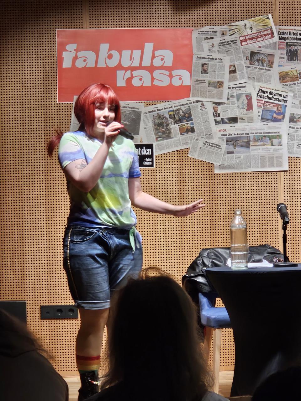 Pippi Langstrumpf auf der Büchereibühne