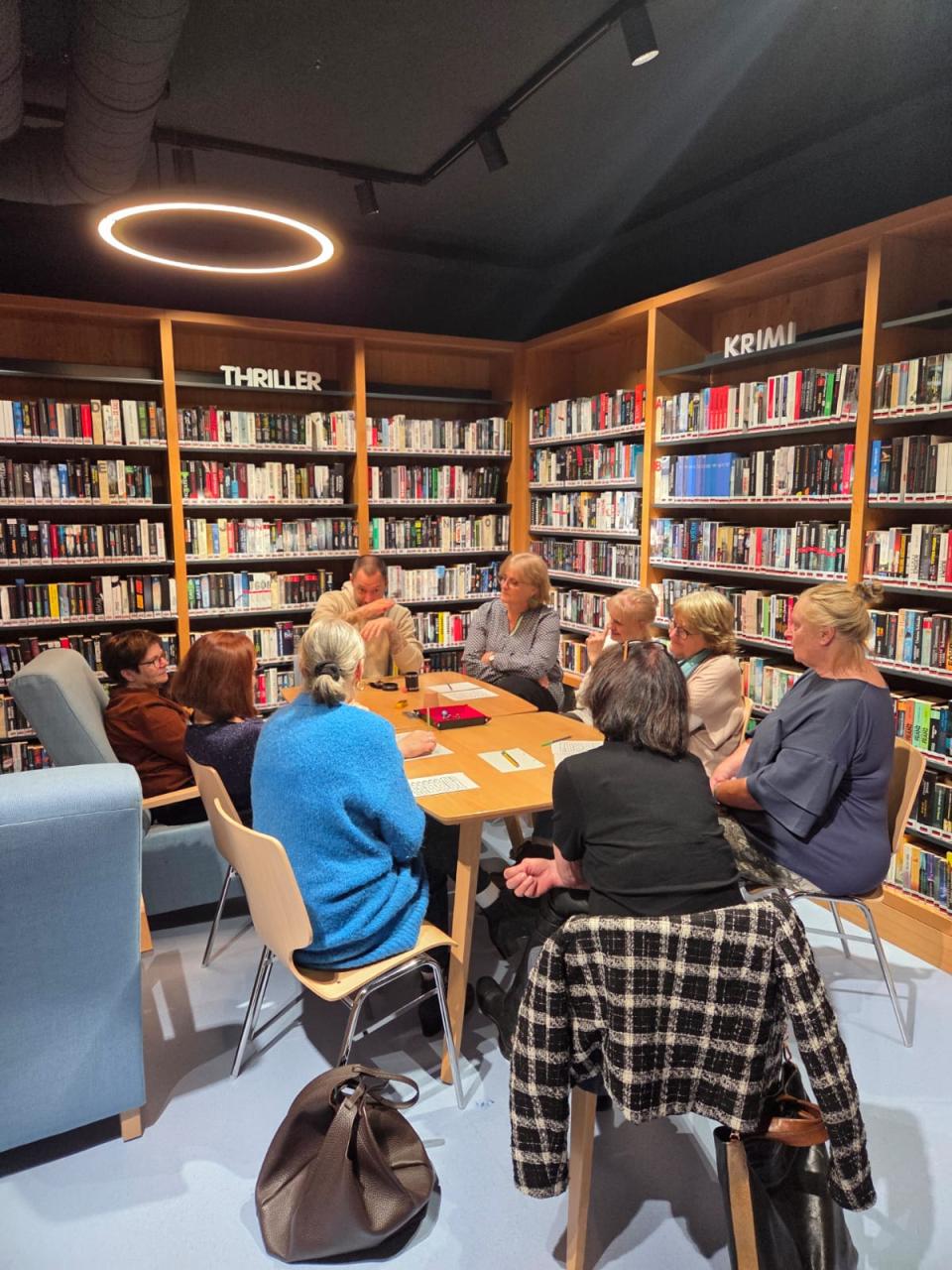 Pen and Paper in der Bücherei & Spielothek