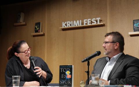 Andreas Gruber in der Bücherei & Spielothek Telfs